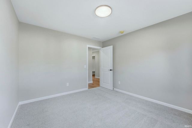 1027 Midnight Chase Grove, Fort Wayne, IN 46845