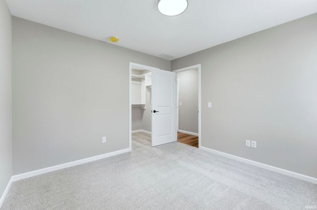 1027 Midnight Chase Grove, Fort Wayne, IN 46845