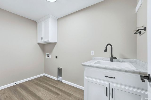 1027 Midnight Chase Grove, Fort Wayne, IN 46845