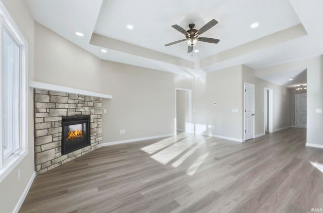 1027 Midnight Chase Grove, Fort Wayne, IN 46845