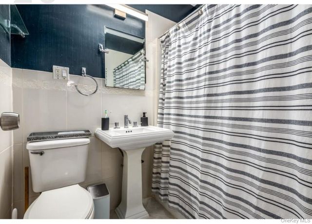 9317 123rd Street, Richmond Hill, NY 11419