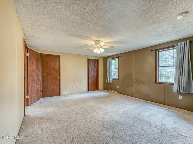 2713 Goddard Road, Toledo, OH 43606