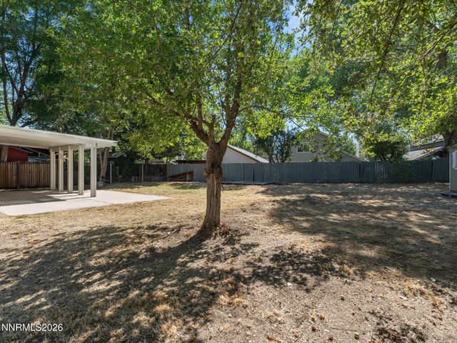 2714 Perro Court, Reno, NV 89502