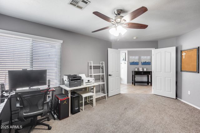 7435 W TRAILS Drive, Glendale, AZ 85308