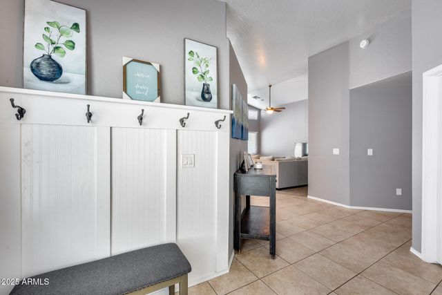 7435 W TRAILS Drive, Glendale, AZ 85308