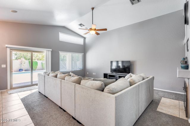 7435 W TRAILS Drive, Glendale, AZ 85308