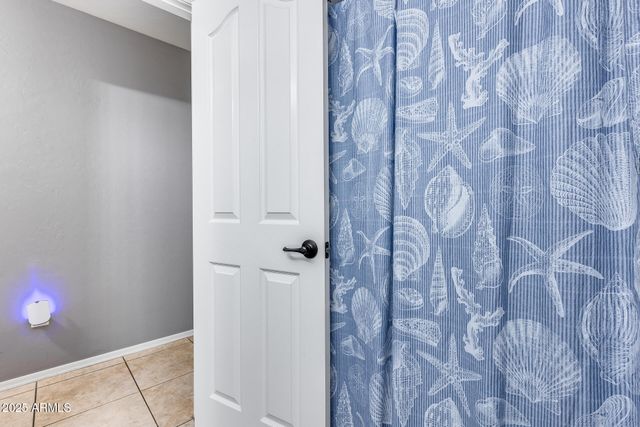 7435 W TRAILS Drive, Glendale, AZ 85308