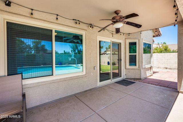 7435 W TRAILS Drive, Glendale, AZ 85308