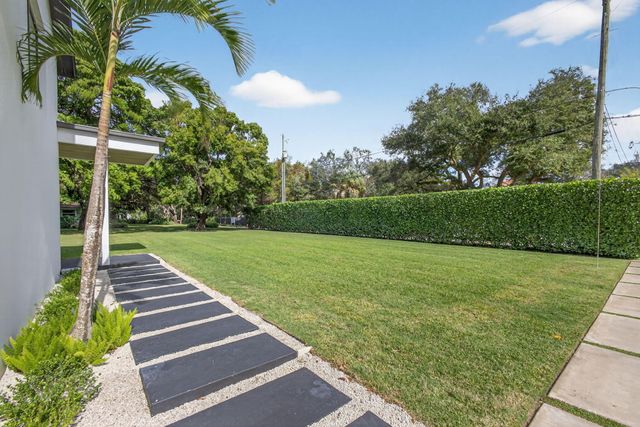 13071 Flamingo Terrace, Palm Beach Gardens, FL 33410