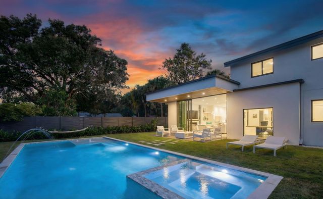 13071 Flamingo Terrace, Palm Beach Gardens, FL 33410