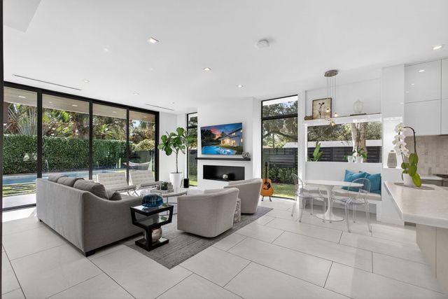 13071 Flamingo Terrace, Palm Beach Gardens, FL 33410