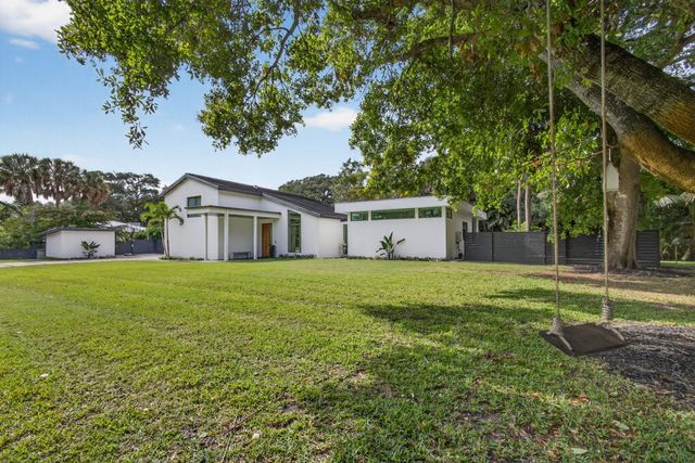 13071 Flamingo Terrace, Palm Beach Gardens, FL 33410