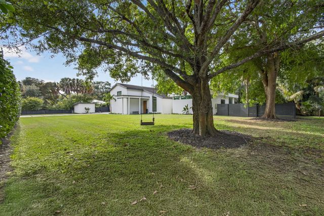 13071 Flamingo Terrace, Palm Beach Gardens, FL 33410