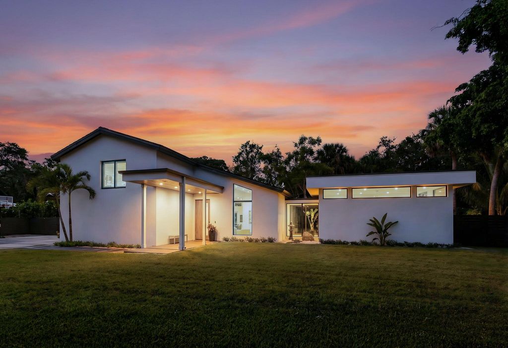 13071 Flamingo Terrace, Palm Beach Gardens, FL 33410