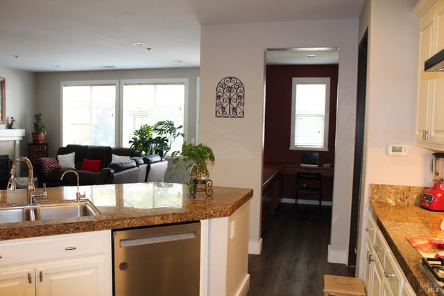 150 Hearthstone Dr, American Canyon, CA 94503