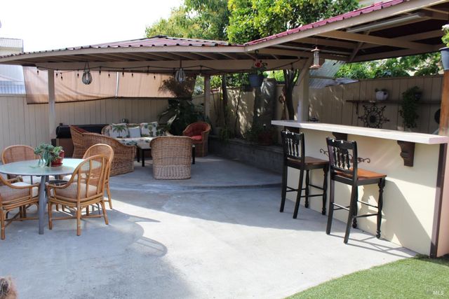 150 Hearthstone Dr, American Canyon, CA 94503