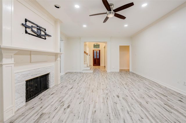 2027 Westshore Drive, Missouri City, TX 77459