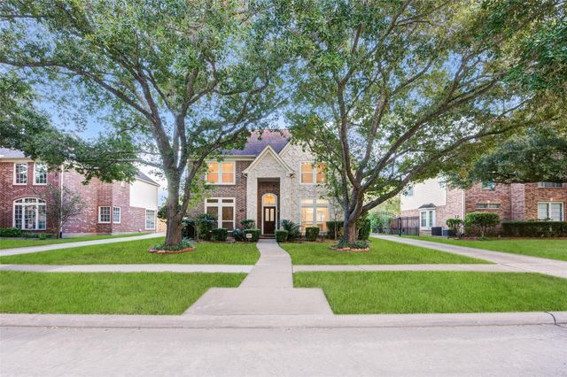 2027 Westshore Drive, Missouri City, TX 77459