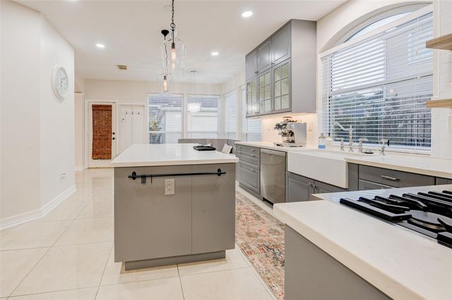 2027 Westshore Drive, Missouri City, TX 77459