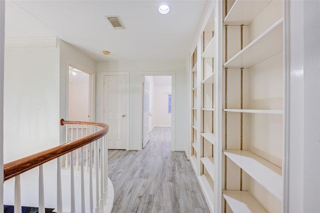 2027 Westshore Drive, Missouri City, TX 77459