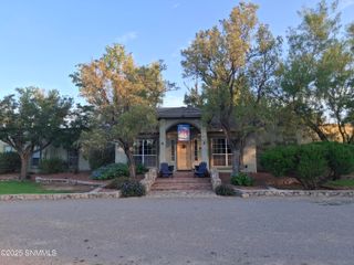 1 CIELO DORADO Drive, Anthony, NM 88021