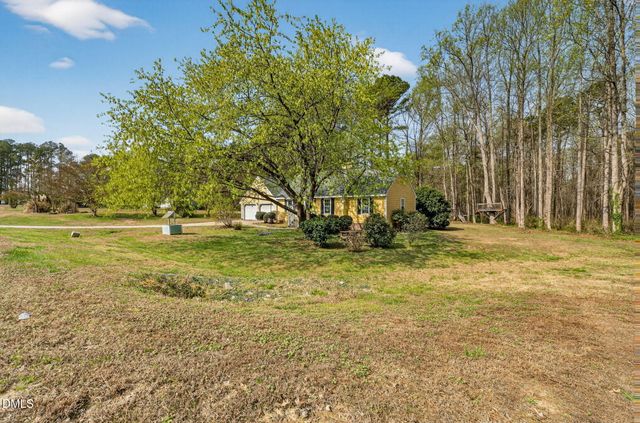 100 Cherrylaurel Drive, Youngsville, NC 27596