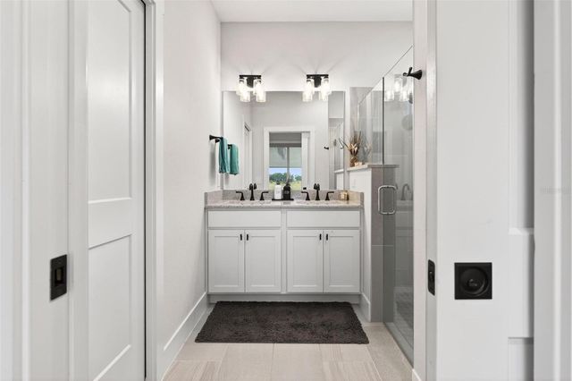 12122 GRAND OAK LANE, Oxford, FL 34484