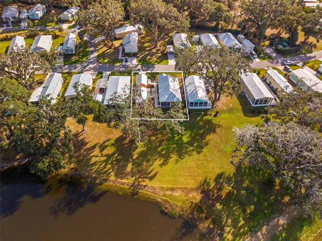 12122 GRAND OAK LANE, Oxford, FL 34484