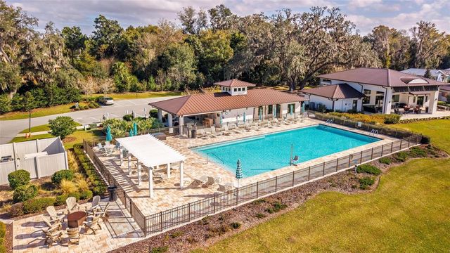 12122 GRAND OAK LANE, Oxford, FL 34484