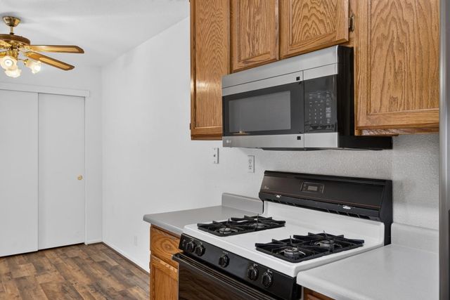 505 Harling Ct, Rio Linda, CA 95673