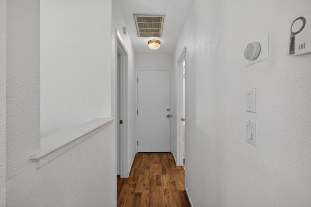 505 Harling Ct, Rio Linda, CA 95673