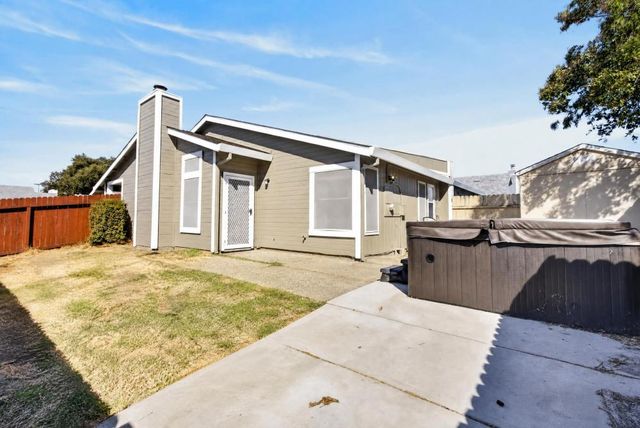 505 Harling Ct, Rio Linda, CA 95673
