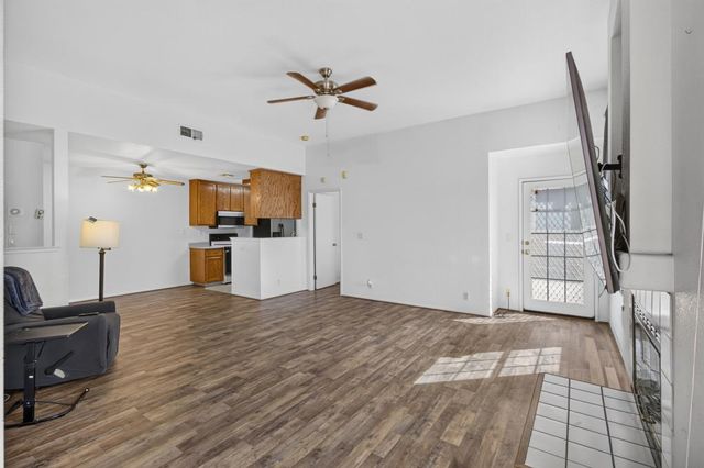505 Harling Ct, Rio Linda, CA 95673