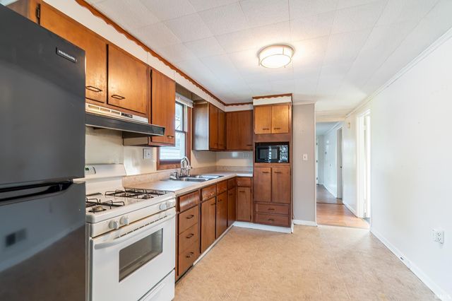 2621 Dodge Avenue, Fort Wayne, IN 46805