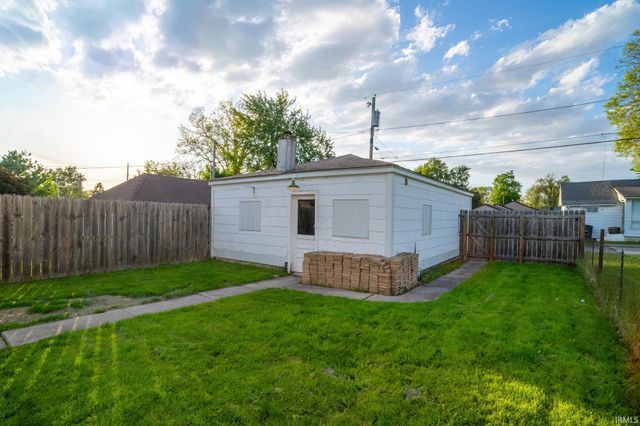2621 Dodge Avenue, Fort Wayne, IN 46805