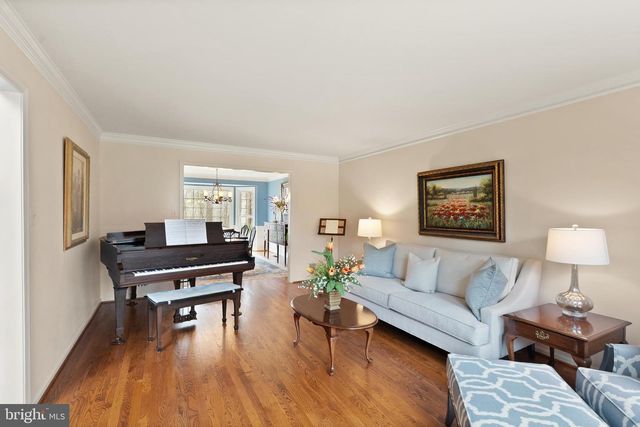 4928 NOVAK LN, Fairfax, VA 22030