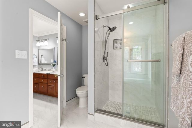 4928 NOVAK LN, Fairfax, VA 22030