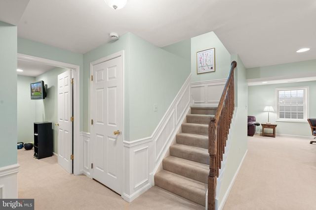 4928 NOVAK LN, Fairfax, VA 22030