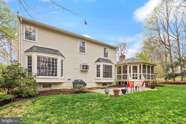 4928 NOVAK LN, Fairfax, VA 22030