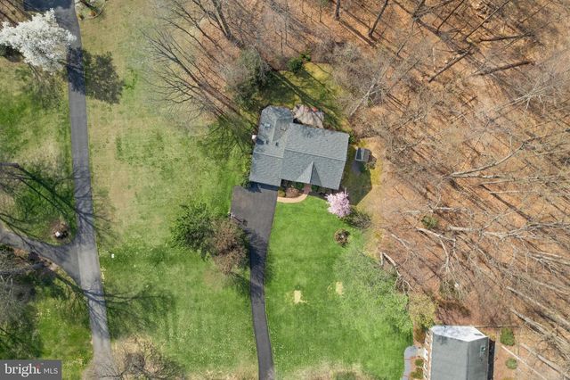 4928 NOVAK LN, Fairfax, VA 22030