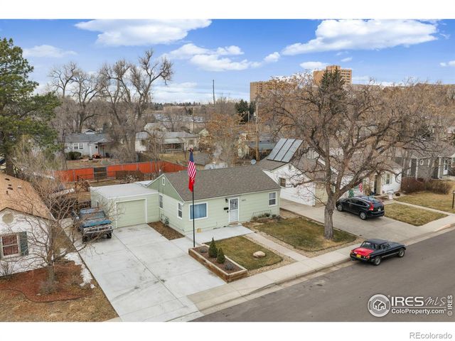 2411 10th Ave Ct, Greeley, CO 80631