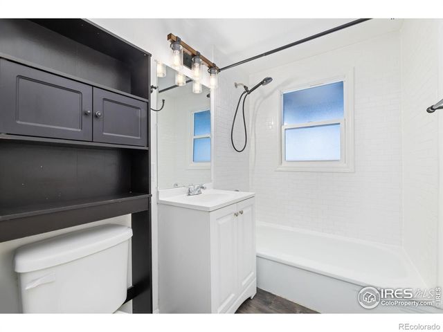 2411 10th Ave Ct, Greeley, CO 80631