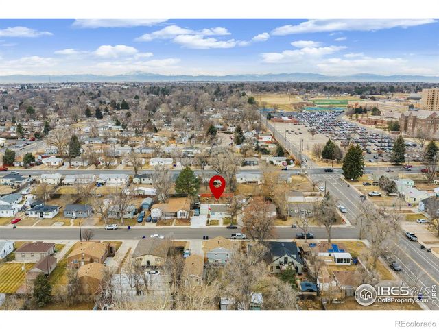 2411 10th Ave Ct, Greeley, CO 80631