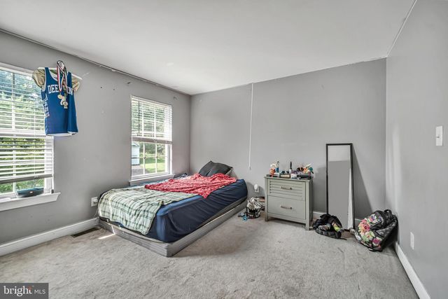 603 S 12TH ST, Sellersville, PA 18960