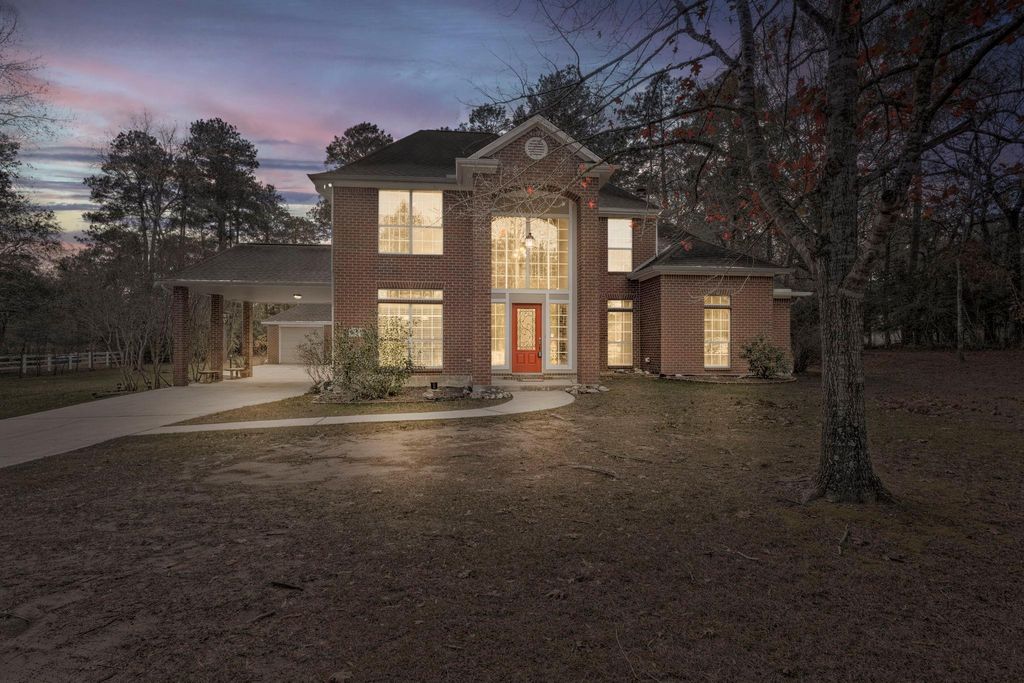 8903 Sendera Drive, Magnolia, TX 77354