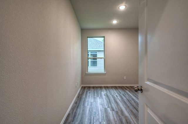 12091 Canal Street, Willis, TX 77318