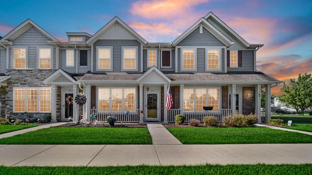 911 E 113th Lane, Crown Point, IN 46307