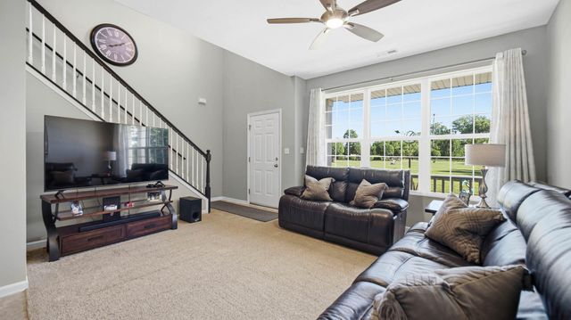 911 E 113th Lane, Crown Point, IN 46307