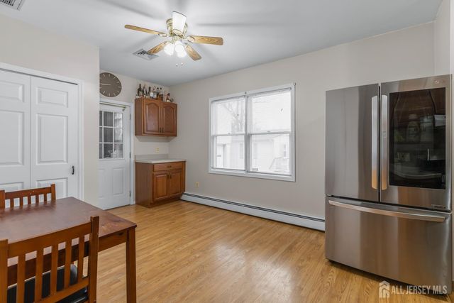 33 Kearney Road, Sayreville, NJ 08879