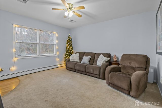 33 Kearney Road, Sayreville, NJ 08879